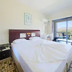 Medis Resort 3*