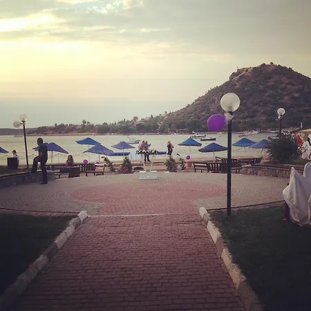 Medis Курортный комплекс 3*