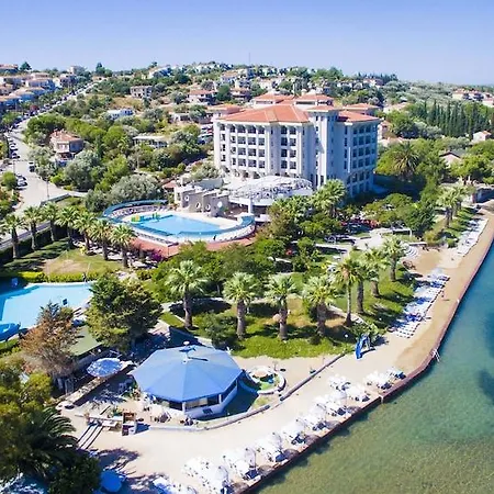 Medis Курортный комплекс Кешме