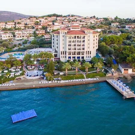 Medis Complex Çeşme