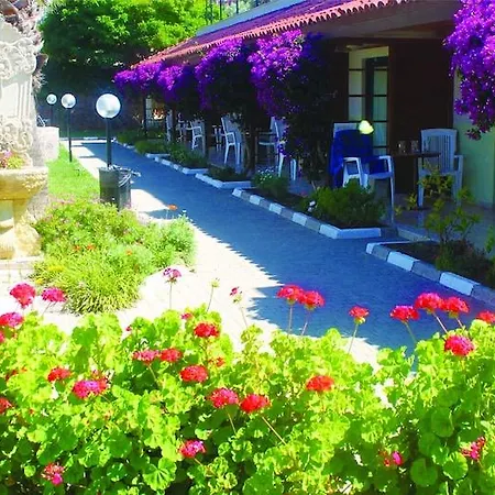 Medis Курортный комплекс 3*