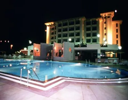 Medis Resort